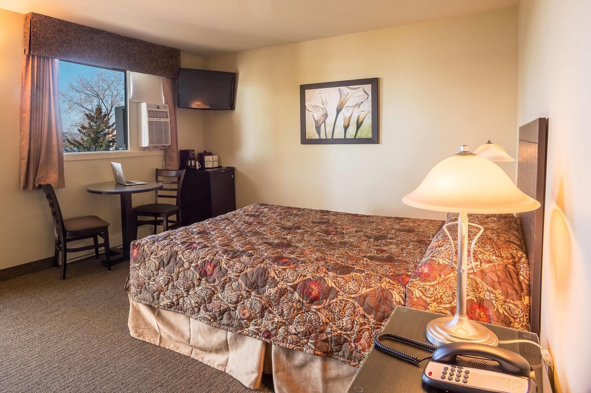Motel Du Fleuve Brossard Exteriér fotografie