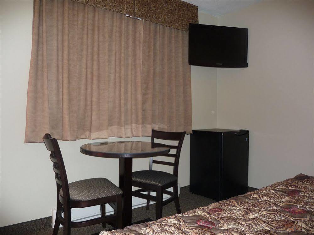 Motel Du Fleuve Brossard Exteriér fotografie